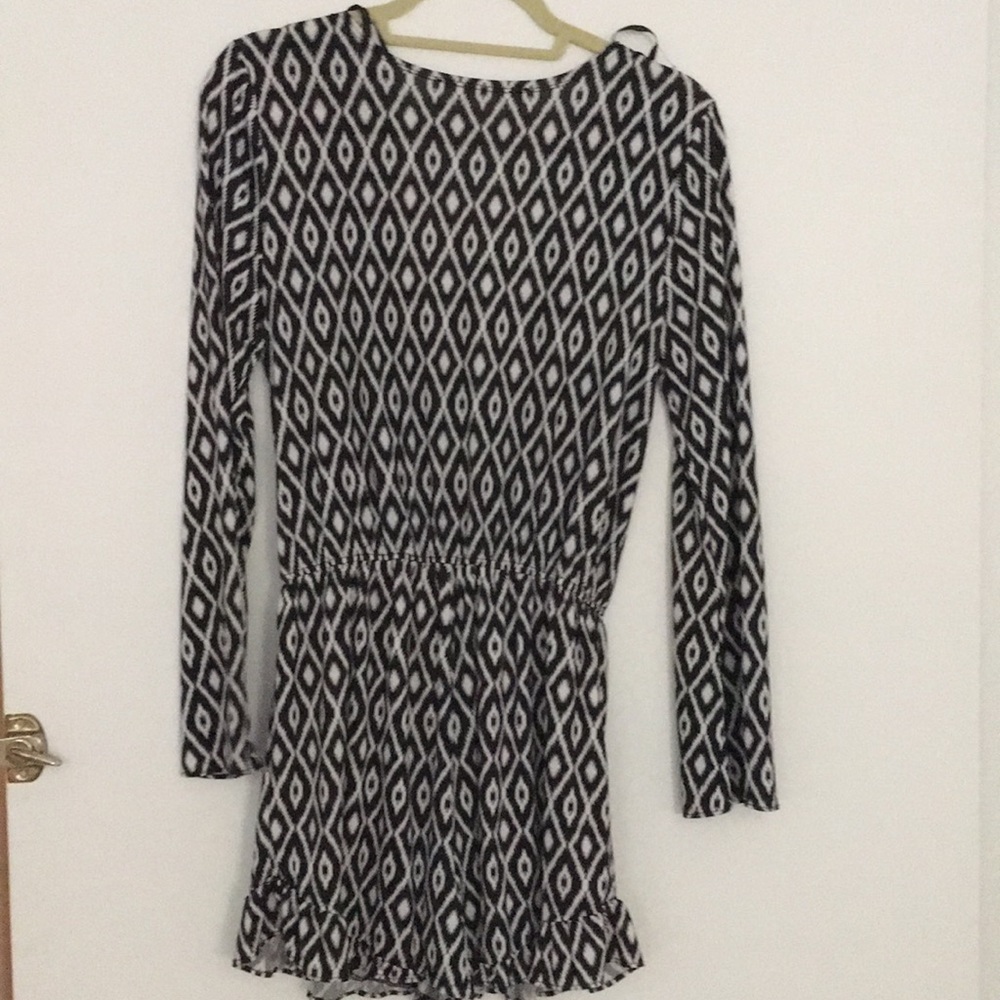 Romper - Picture 2 of 2